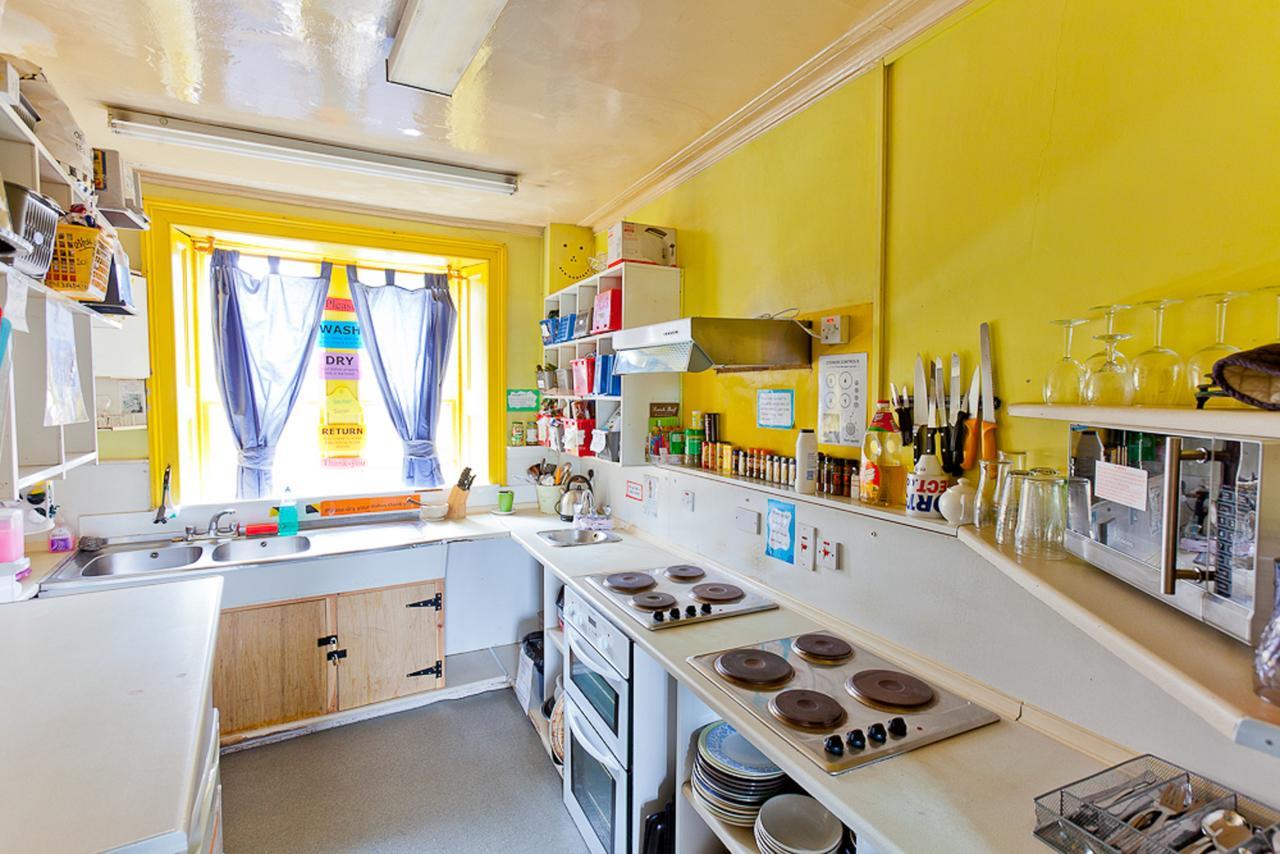 Inverness Student Hotel Екстериор снимка