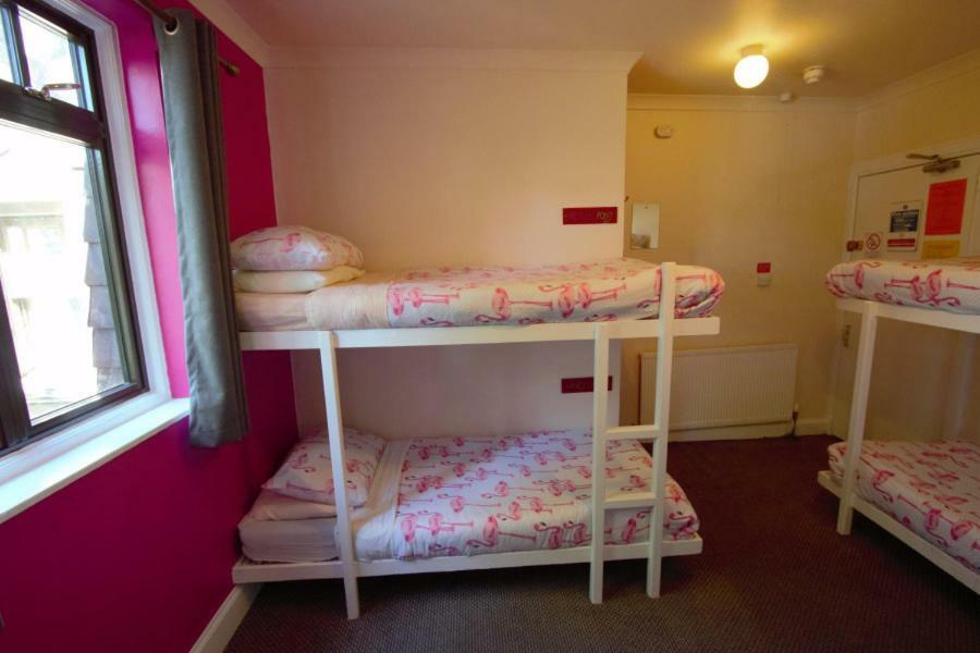 Inverness Student Hotel Екстериор снимка