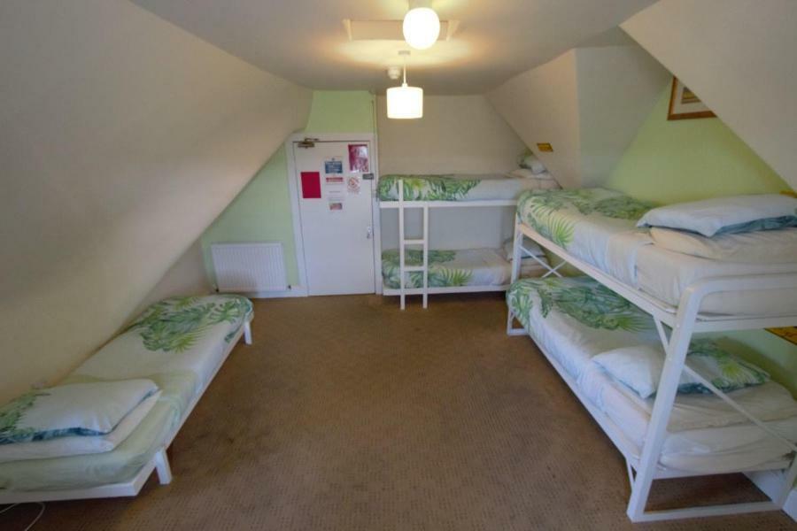Inverness Student Hotel Екстериор снимка